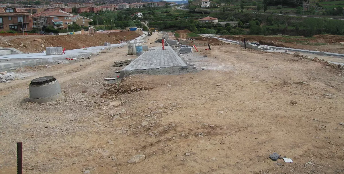 construccion viales1 Plantado de arboles