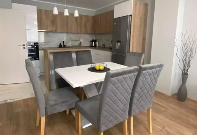 cocina junto con el comedor